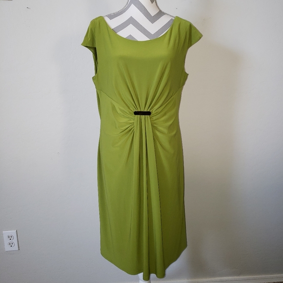 Ronni Nicole green cap sleeve gather waist Silver Buckle dress Size 16 - Picture 12 of 14
